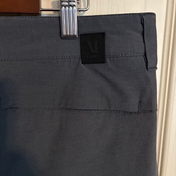 Vuori Men’s Aim Shorts Size 34 Gray V368 8” Inseam Casual Performance - Picture 5 of 11